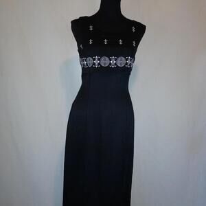 DJI back and white midi dress with detailed bodice and tie back